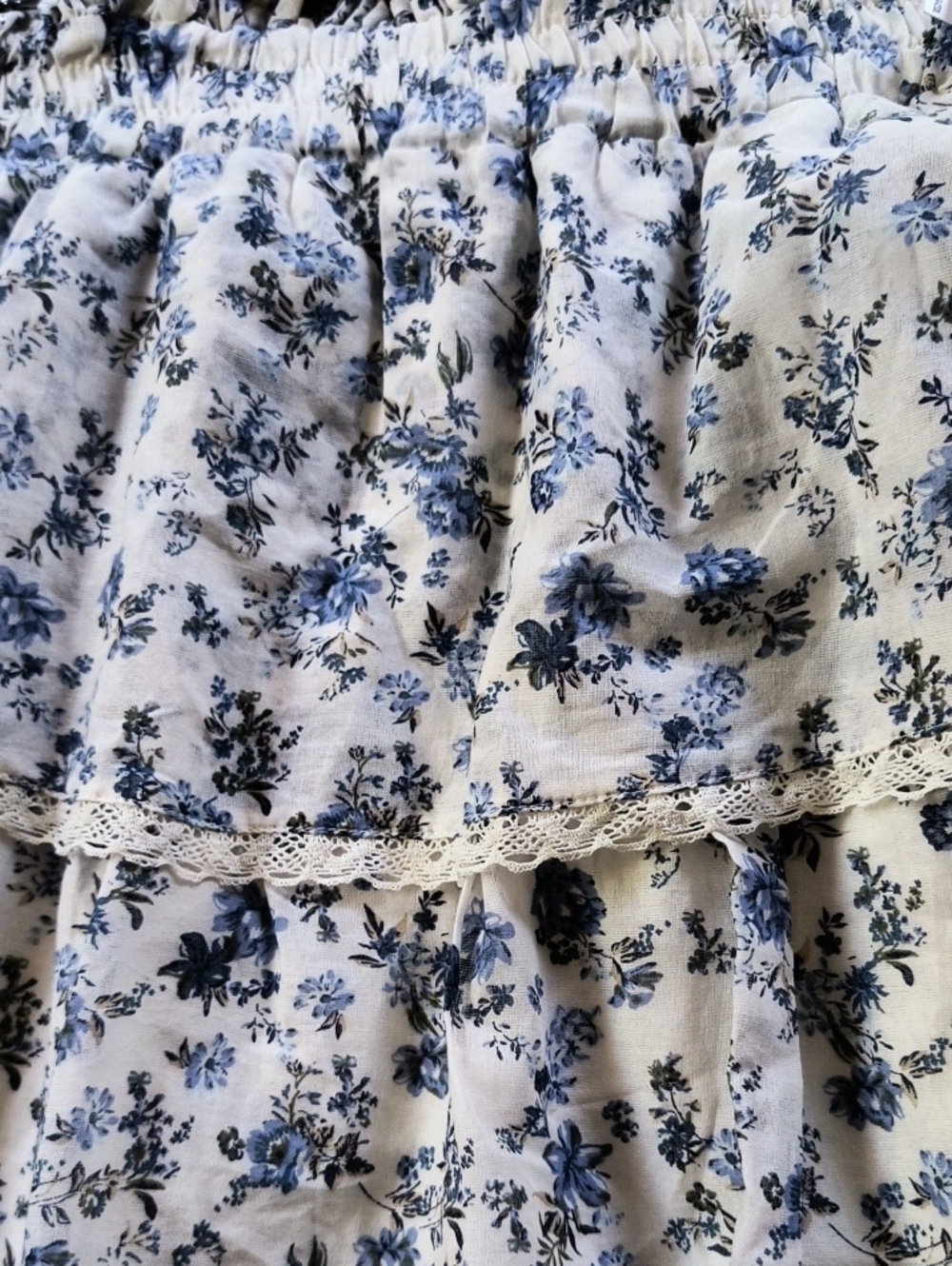 NWT RSQ Boho Coquette White Mini Skirt with Blue Floral Lace Tiers Sz Large Wom - Picture 4 of 11